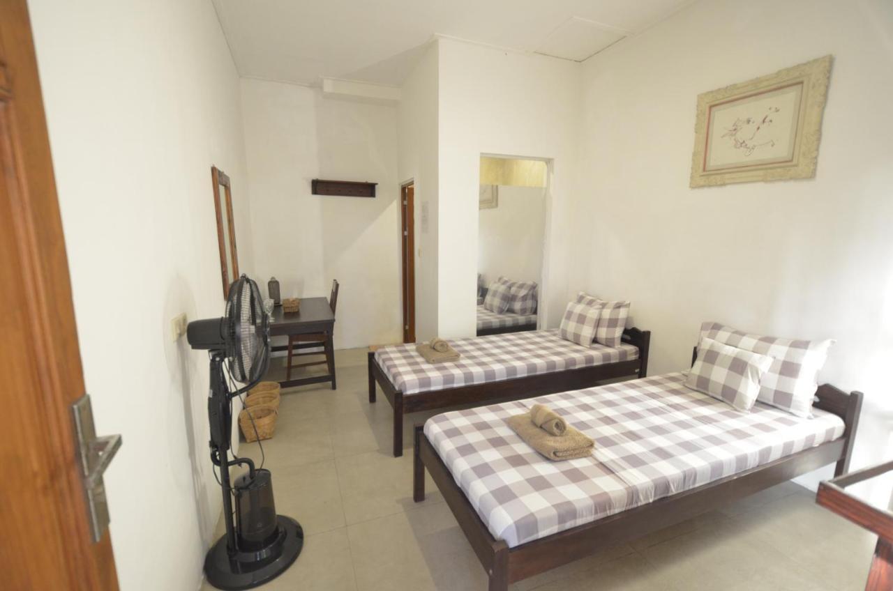 Ohmmstay - Rumah Pendopo Tanjungtirto Екстер'єр фото