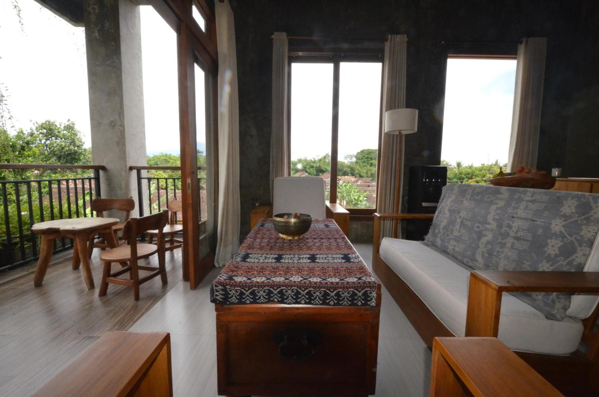 Ohmmstay - Rumah Pendopo Tanjungtirto Екстер'єр фото