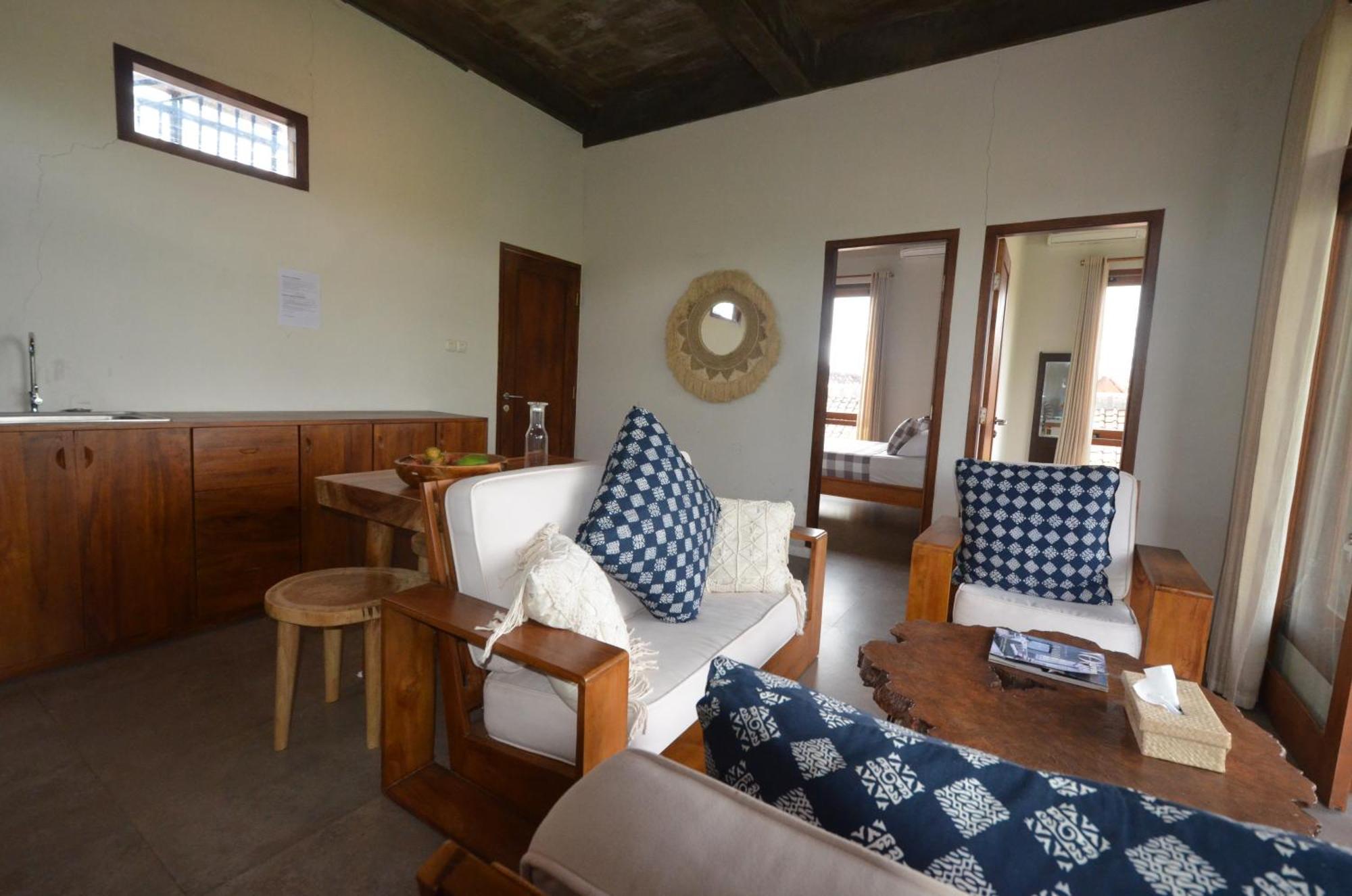 Ohmmstay - Rumah Pendopo Tanjungtirto Екстер'єр фото
