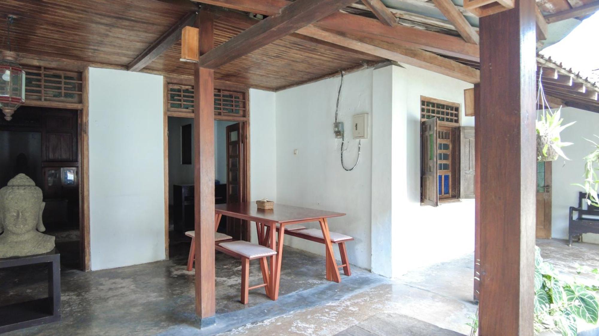 Ohmmstay - Rumah Pendopo Tanjungtirto Екстер'єр фото