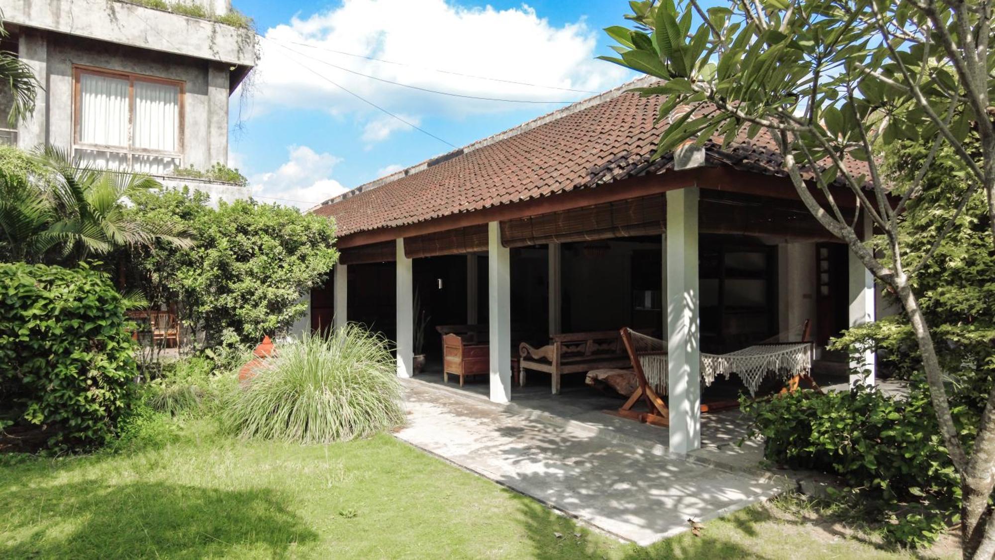 Ohmmstay - Rumah Pendopo Tanjungtirto Екстер'єр фото